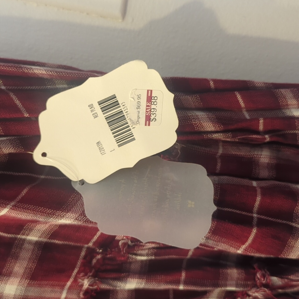 Altar's State Ruffle Floral Flannel New - Picture 2 of 3